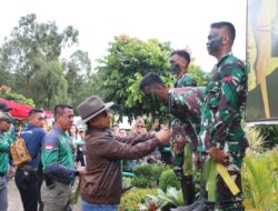 Panglima TNI Buka Lomba Berkuda Piala Panglima TNI dan Bagikan Sembako di Bandung