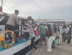 Pos Pelayanan Nataru di Pelabuhan Muara Angke Beri Layanan dan Imbauan Kamtibmas
