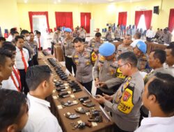 Tekankan Pentingnya Profesionalisme dan Kepatuhan Penggunaan Senjata Api, Polres Kampar Gelar Apel Pemeriksaan Senpi dan Amunisi