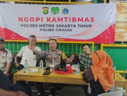 Warga Sambut Positif Kegiatan Ngopi Kamtibmas di Kelurahan Kelapa Dua Wetan
