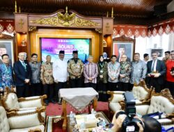Pj Gubernur Bahas Upaya Majukan Aceh dengan Tokoh Internasional dan Nasional