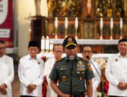Panglima TNI Tinjau Pelaksanaan Misa Malam Natal di Gereja Katedral
