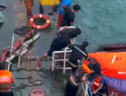 KN. Tanjung Datu-301 Selamatkan MT Silver Sincere Yang Tenggelam