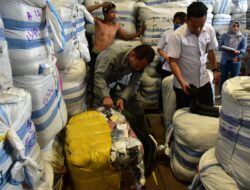 Bakamla RI, BAIS dan BPTN Kolaborasi Tangkap Barang Ilegal