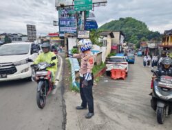Anggota Polsek Ciampea Polres Bogor Giat Cooling Sistem Laksanakan Kegiatan Pengaturan Lalulintas Antisipasi Kemacetan Dan Cegah Gangguan Kamtibmas