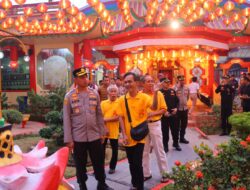 Datangi Sejumlah Vihara, Kapolres Pastikan Perayaan Tahun Baru Imlek 2025 di Kota Tangerang Berjalan Aman dan Kondusif