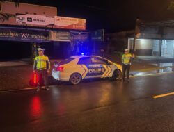 Satlantas Polres Lumajang Gelar Patroli Blue Light, Cegah Balap Liar dan Gangguan Kamtibmas