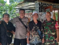 Sinergitas TNI Polri Wilayah Hukum Polsek Babakanmadang Desa Sentul Giat Cooling Sistem Sambang Tokoh Masyarakat Beri Pesan Dan Ajak Jaga Kamtibmas