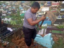 Melihat Lagi Pengabdian Bripka Joko, Polisi yang Sukarela Jadi Tukang Gali Kubur