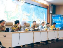 Dirjen Dukcapil Tegaskan Pentingnya Efisiensi Anggaran pada Rapat Awal Tahun 2025