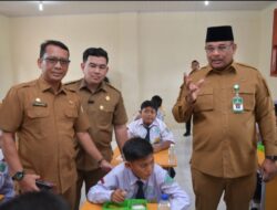 Pj Gubernur Safrizal Cek MBG di SMP dan SMA