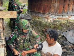 Satgas Yonif 715/Mtl Gelar Pelayanan Kesehatan kepada Masyarakat di Papua
