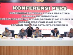 Dalam Rangka Capaian Asta Cita Presiden RI, Polda Riau Gelar Konferensi Pers Pengungkapan Tindak Pidana Narkotika Jaringan Internasional