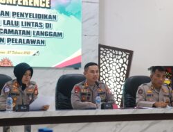 Polres Pelalawan Gelar Press Conference Perkembangan Penyelidikan Lakalantas di Desa Segati