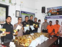 Sita 90 Kg Sabu dan Ribuan Pil Ekstasi, Polisi Tangkap 2 Kurir Setelah Aksi Kejar Kejaran di Perairan Sepahat Bengkalis
