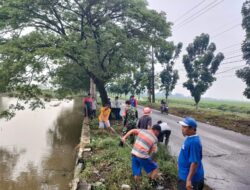 Kerja Bakti Babinsa dan Warga: Bersama Wujudkan Lingkungan Bersih dan Sehat
