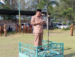 Bupati Dan Wakil Bupati Baru Aceh Singkil H.Safriadi Oyon SH Dan H.Hamzah Sulaiman SH Laksanakan Apel Gabungan Perdana Di Lapangan Alun- Alun Pulau Sarok