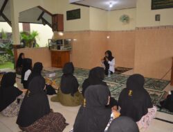 Ketuk Pintu Hati, Warga Binaan Wanita Rutan Bangil Ikuti Pengajian Dari Kemenag kabupaten Pasuruan