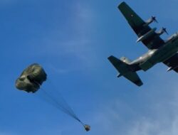 Dua Jet  Tempur Sukhoi SU-27/30 Berhasil Hancurkan Sasaran Strategis Musuh Di AWR