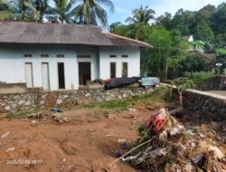 Luapan Kali Cikasungka Rusak Tembok Penahan, Rumah Warga Terendam di Cigudeg