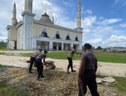 Peduli Tempat Ibadah, Polres Sekadau Kembali Gelar Bhakti Religi di Masjid Agung