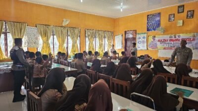 Polsek Trienggadeng Gencarkan Edukasi Bahaya Narkoba, Siswa SMPN 1 Trienggadeng Antusias