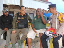 Perkuat Sinergi, Kasatgas Humas Ops Damai Cartenz Silaturahmi dengan Ketua Dewan Adat Pegunungan Bintang