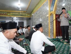 Kapolda Riau Safari Ramadhan, Tarawih di Masjid Baiturrahman Bangkinang
