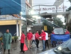 Setya kita Pancasila Bersama Bimaspol dan Babinsa Bersatupadu Berikan Bantuan 600 Paket Makanan di Wilayah Terdampak Banjir