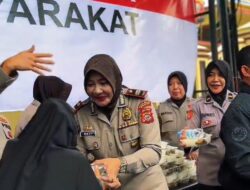 Polres Bogor Bersama Awak Media Berbagi Takjil, Dilanjut Berbuka Puasa Bersama Kapolri/Wakapolri Melalui Sarana Zoom Meeting, Tema “Sebagai Wujud Polri Untuk Masyarakat