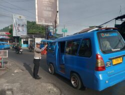 Anggota Polsek Ciampea Polres Bogor Giat Cooling Sistem Laksanakan Kegiatan Pengaturan Lalulintas