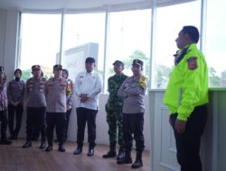 Kapolda Jawa Barat Bersama Kapolres Bogor Tinjau Langsung Kesiapan Personil Dan Pos Pengamanan Lebaran Di Gadog