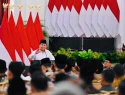 Panglima TNI Dampingi Presiden RI Serahkan Zakat untuk Kesejahteraan Umat