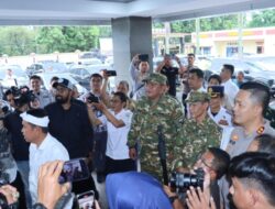 Kunjungan Kerja Gubernur Jawa Barat Didampingi Kapolres Bogor Dan Forkompinda Kab. Bogor, Berikan Kebijakan Kompensasi Kepada Sopir Angkot Libur Narik Sementara Waktu
