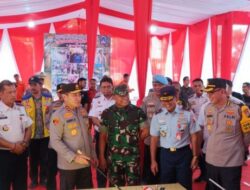 Tinjau Kesiapan Pengamanan Ops Ketupat LK 2025, Kapolda Riau dan Kapolresta Pekanbaru Kunjungi Pos Pengamanan Purna MTQ