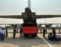 Pesawat TNI AU Hercules C-130 Dari Skadron Udara 33 Yang Membawa Bantuan Kemanusiaan Berhasil Mendarat di Myanmar