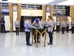 Pelantikan Astamaops Kapolri, Komjen Pol Imam Sugianto Serah Terima Jabatan kepada Irjen Pol Akhmad Wiyagus