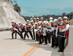Hutama Karya Bangun Negeri Bersama Srikandi Tangguh dan Profesional