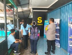 Bhabinkamtibmas Polsek Dramaga Sambangi Pengusaha UMKM di Desa Sukawening, Ajak Jaga Kondusifitas