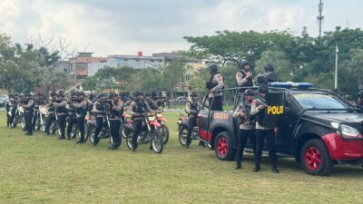 Fokus Pada Pendekatan Humanis, Polda Riau Latihan Taktis Hadapi May Day 2025 