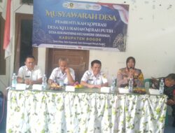 Kapolsek Dramaga Polres Bogor Hadiri Rapat Pembentukan Koperasi Merah Putih Di Desa Sukweing Kec. Dramaga Kab. Bogor