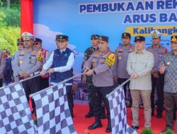 Polri Lepas Flag Off One Way Nasional Arus Balik Lebaran 2025 di KM 414 Sampai KM 70 Hari Ini