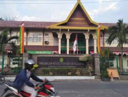 PN Pekanbaru Kelas IA Diduga Tak Profesional Tangani Perkara, Kuasa Hukum Herry Amin Curiga Ada Kecurangan