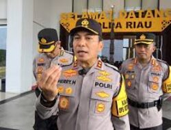 Pastikan Lalu Lintas Lancar dan Aman, Kapolda Riau Pantau Jalur Mudik dari Udara