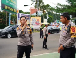 Kapolres Bogor AKBP Rio Wahyu Anggoro Lakukan Pemantauan Arus Lalu Lintas di Puncak Saat Long Weekend