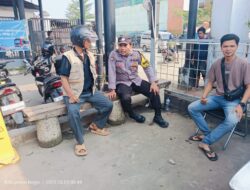 Bhabinkamtibmas Polsek Parung Panjang Polres Bogor Polda Jabar Sambang dan Beri Himbauan Kamtibmas Kepada Warga