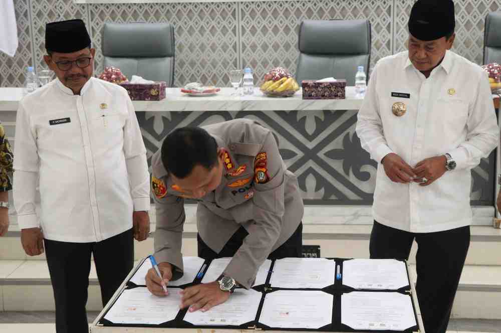 Polres Metro Tangerang Kota Bersama Pemda Tandatangani MOU untuk Tangani Korban Kecelakaan Lalu Lintas