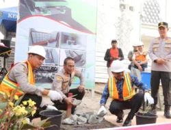 Peletakan Batu Pertama Pembangunan Gedung Parkir lantai 4 oleh Kapolres dan Walikota Tangerang