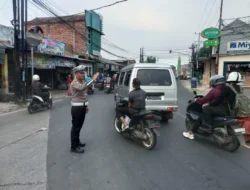 Polsek Ciampea Polres Bogor Gelar Pengaturan Lalu Lintas Sore Hari, Wujudkan Kamseltibcarlantas