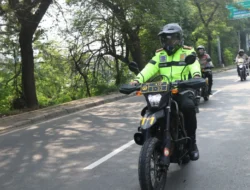 Pastikan Ibadah Kenaikan Isa Al-Masih Aman, Kapolres Metro Tangerang Kota Patroli Sepeda Motor Pantau Gereja